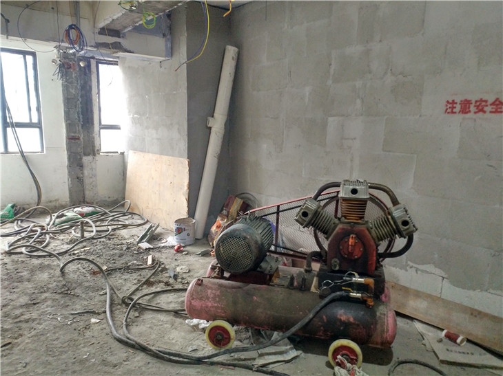 混凝土拆除多少錢(qián)一方？成都專(zhuān)業(yè)混凝土拆除公司