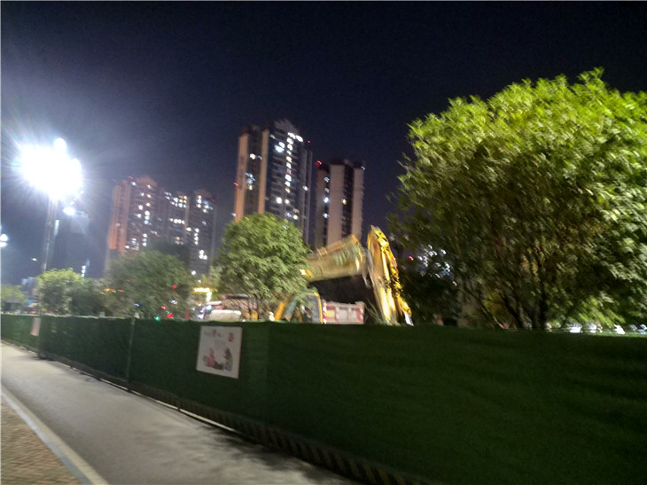 成都路面拆除，成都專業混凝土路面破碎拆除清運公司